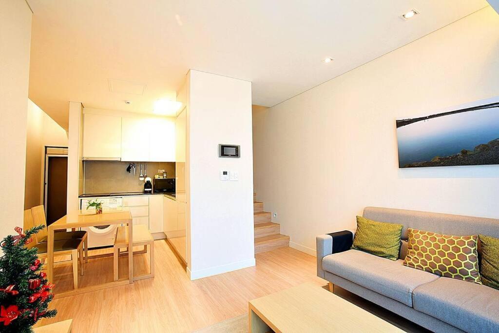 Coveted Palms Village Pension เมืองเชจู ภายนอก รูปภาพ